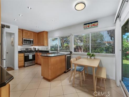 9301  Neolani  , Huntington Beach, CA