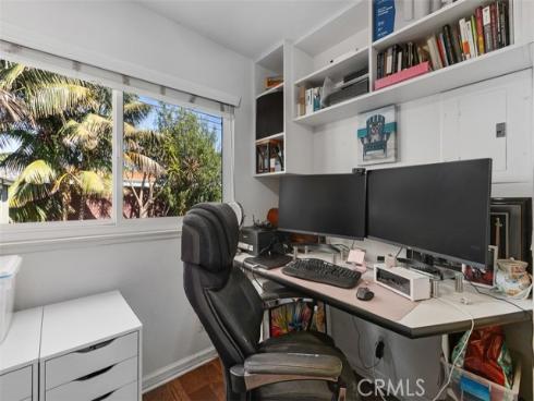 9301  Neolani  , Huntington Beach, CA