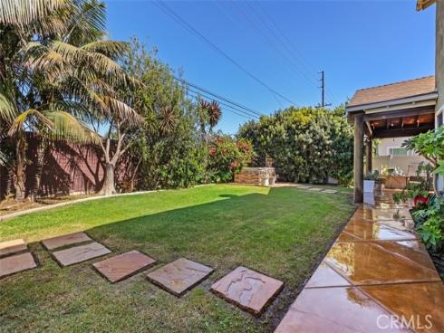 9301  Neolani  , Huntington Beach, CA