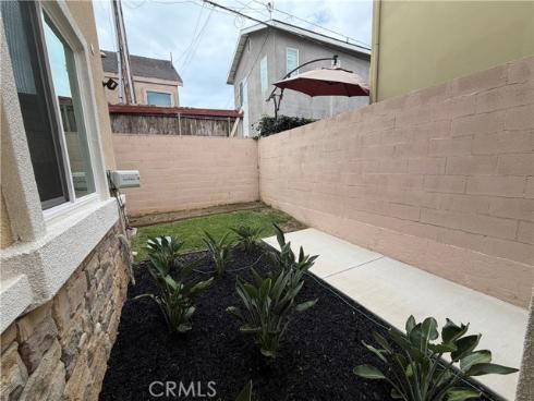 7796  Liberty  , Huntington Beach, CA