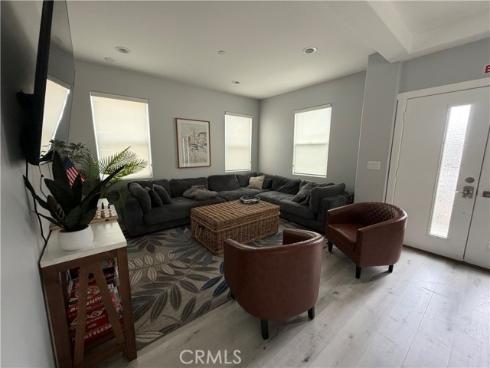 7796  Liberty  , Huntington Beach, CA