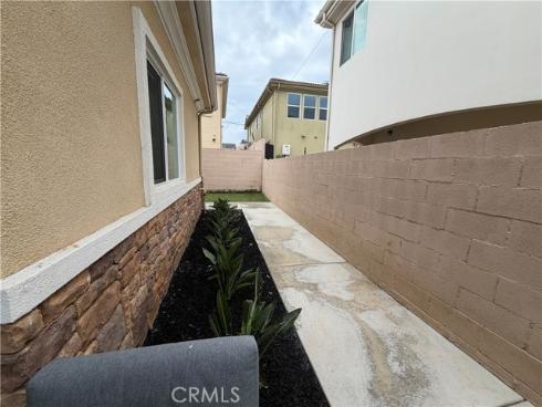 7796  Liberty  , Huntington Beach, CA