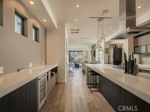 1022 Huntington , Huntington Beach, CA
