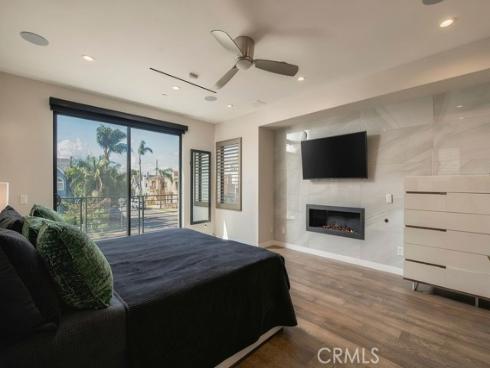1022 Huntington , Huntington Beach, CA