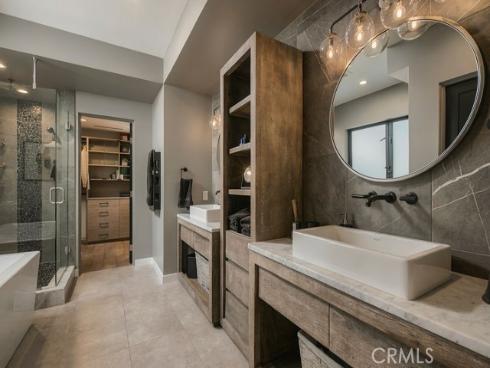 1022 Huntington , Huntington Beach, CA