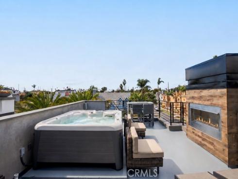 1022 Huntington , Huntington Beach, CA