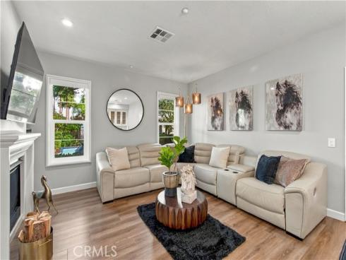 21335  Cieza  , Huntington Beach, CA
