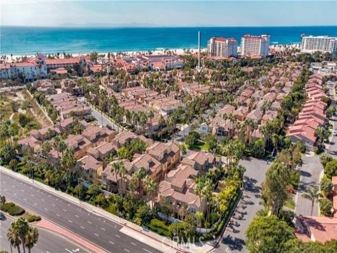 21335  Cieza  , Huntington Beach, CA