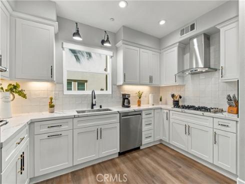 21335  Cieza  , Huntington Beach, CA