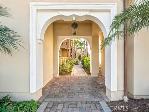 21335  Cieza  , Huntington Beach, CA