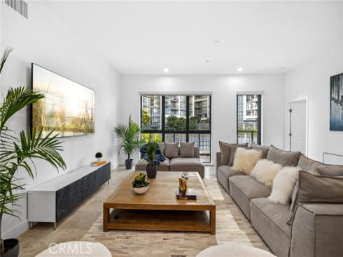 402 Rockefeller 301 , Irvine, CA