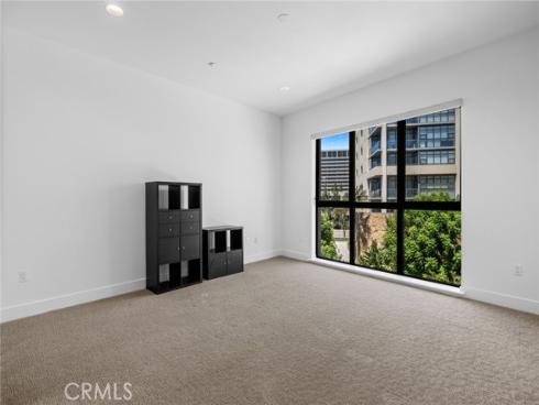 402 Rockefeller 301 , Irvine, CA