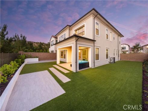 63  Longchamp  , Irvine, CA