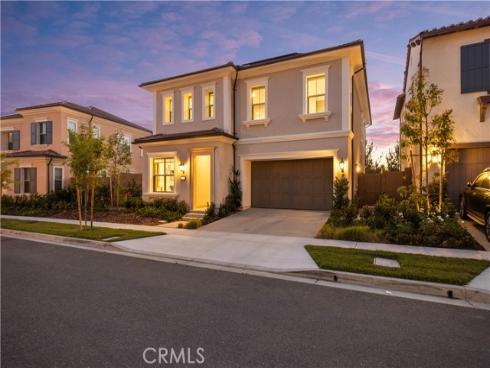 63  Longchamp  , Irvine, CA