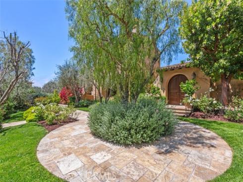 51  Echo Glen  , Irvine, CA