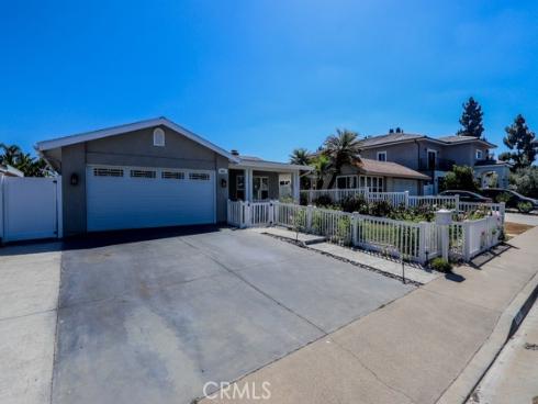 4501  Wyngate   Circle, Irvine, CA