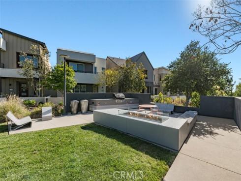 253  Sawbuck  , Irvine, CA