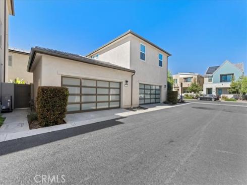 394  Chorus  , Irvine, CA