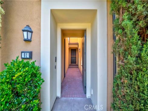 61  Towngate  , Irvine, CA