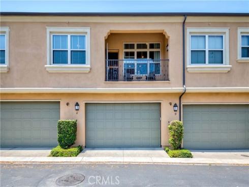 61  Towngate  , Irvine, CA