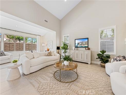 231  Evaroad  , Irvine, CA