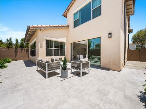 231  Evaroad  , Irvine, CA