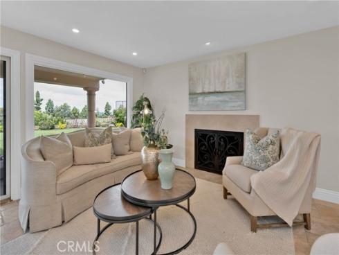 19051  Croyden   Terrace, Irvine, CA