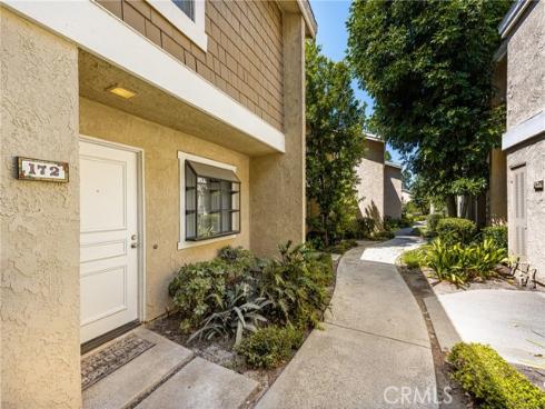 172  Pineview  , Irvine, CA