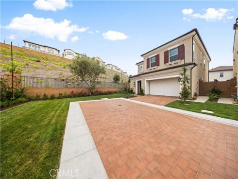 276  Maricopa  , Irvine, CA