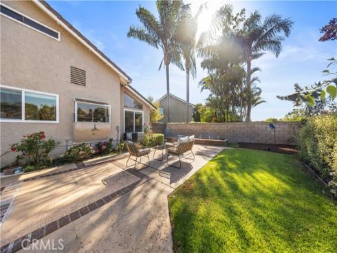 4  Glorieta  , Irvine, CA