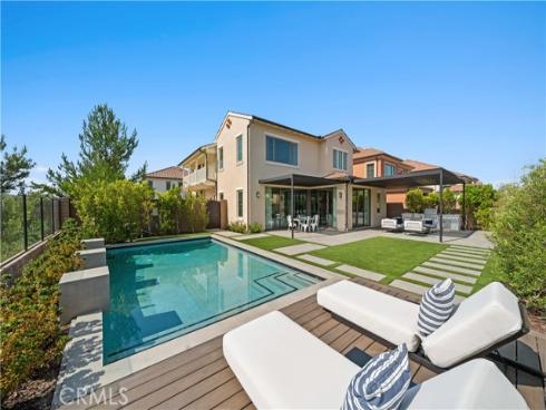 101  Summerland  , Irvine, CA