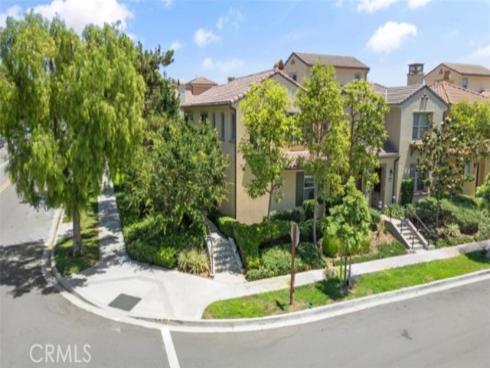 32  Bridge   Trail, Irvine, CA