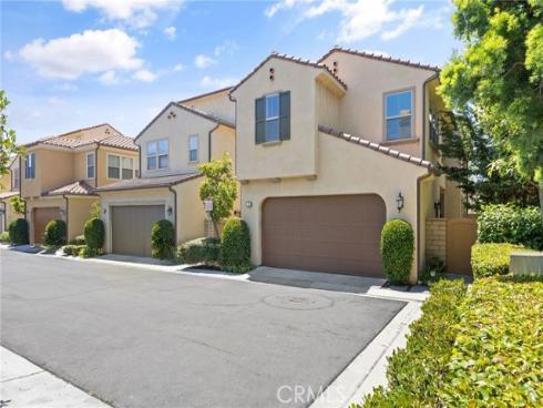 32  Bridge   Trail, Irvine, CA