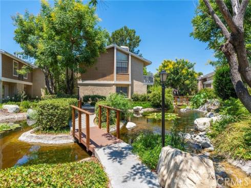 163  Pineview  , Irvine, CA