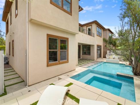 64  Claudius   Court, Irvine, CA