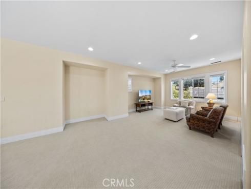 23  Flora Springs  , Irvine, CA