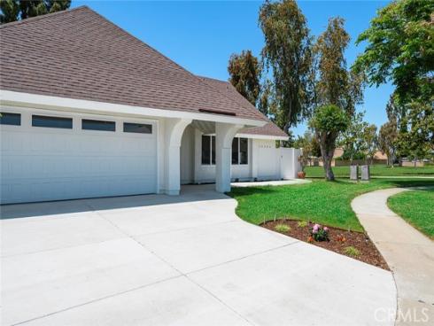 15401  Eiffel   Circle, Irvine, CA