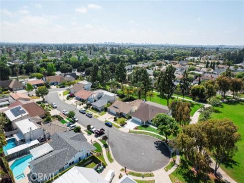 15401  Eiffel   Circle, Irvine, CA