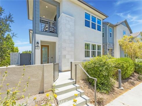 385  Sawbuck  , Irvine, CA