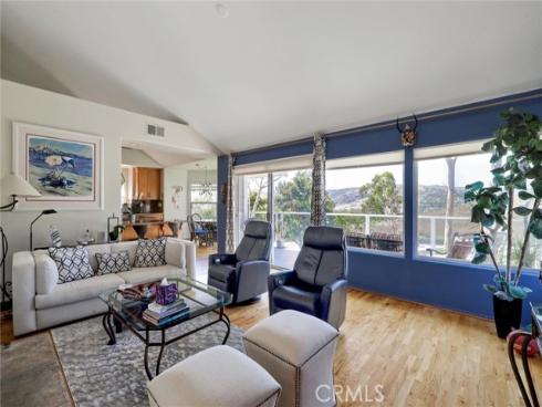 7  Altair  , Irvine, CA