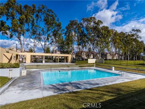 32  Greenfield  , Irvine, CA