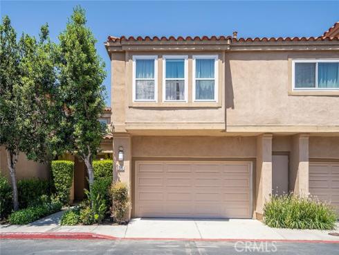 26  Ericson Aisle  , Irvine, CA