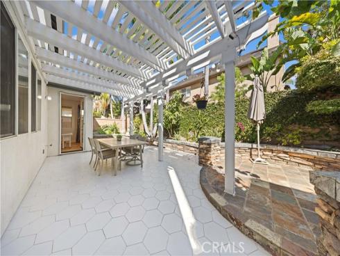 32  Capistrano  , Irvine, CA