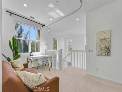 276  Crescent Moon  , Irvine, CA