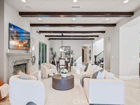 32  Shadybend  , Irvine, CA