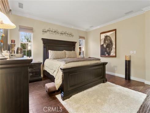 5  Versailles  , Irvine, CA