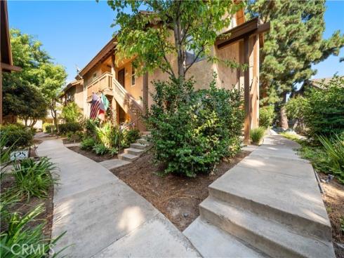 208  Orange Blossom  24 , Irvine, CA