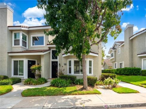 202  Greenmoor  89 , Irvine, CA