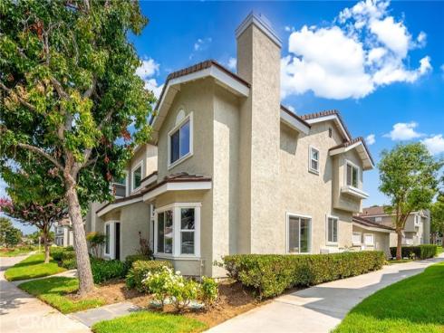 202  Greenmoor  89 , Irvine, CA