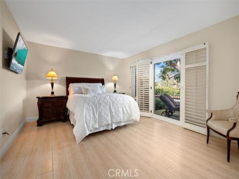 25  Misty Meadows  18 , Irvine, CA